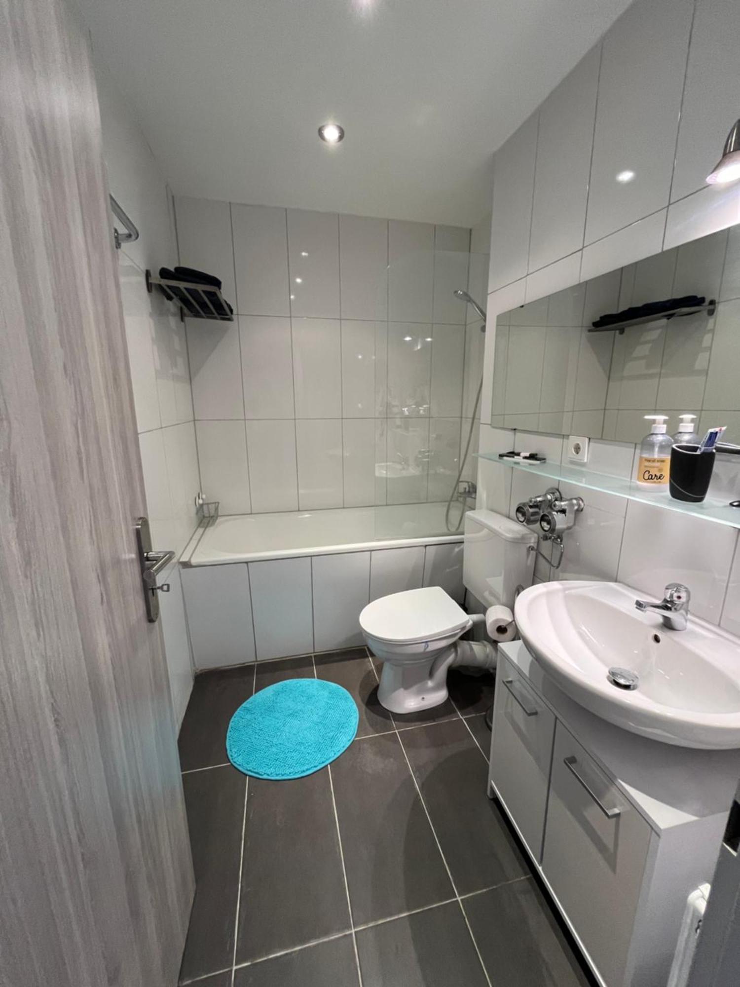 Balance Apartment Duesseldorf - Neuss With Parking المظهر الخارجي الصورة